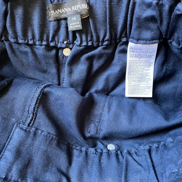 Banana Republic Shorts, Women’s Shorts, Navy Blue Shorts, Banana Republic - Picture 7 of 9